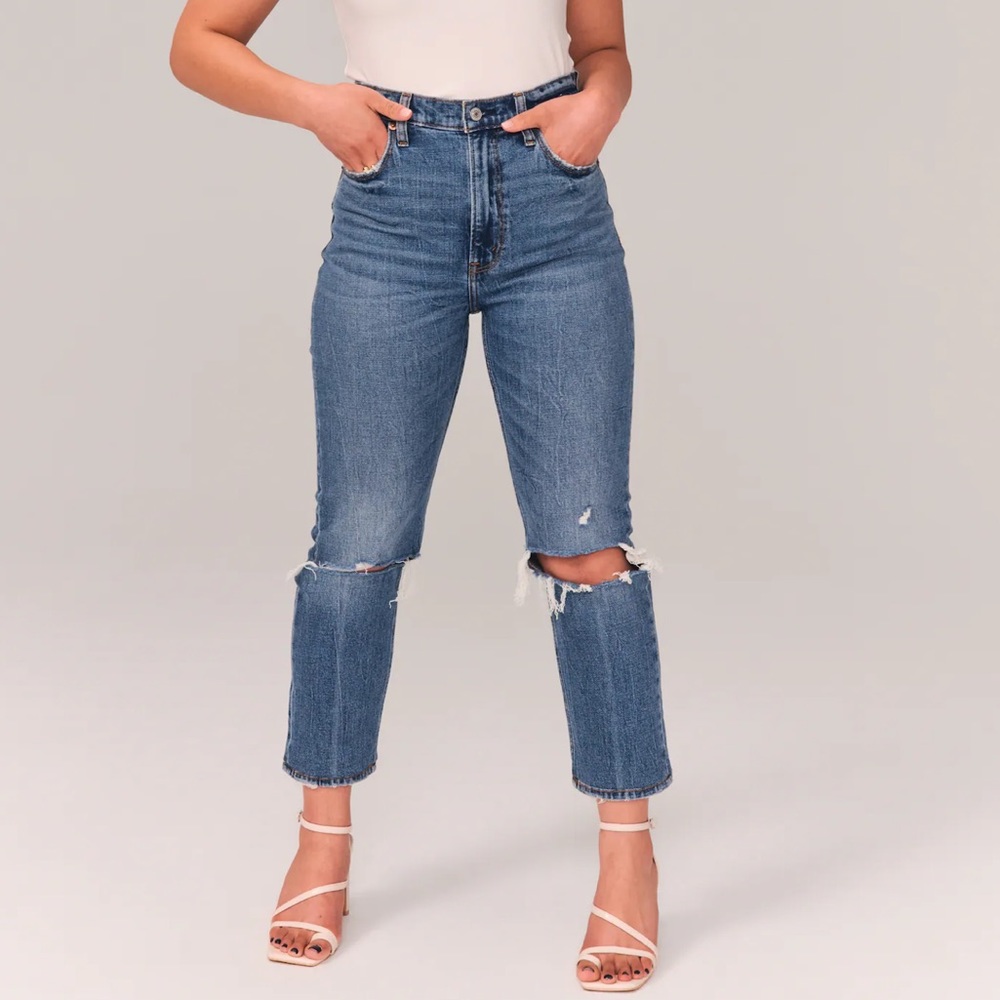 Abercrombie Ultra High Rise Ankle Straight Jean